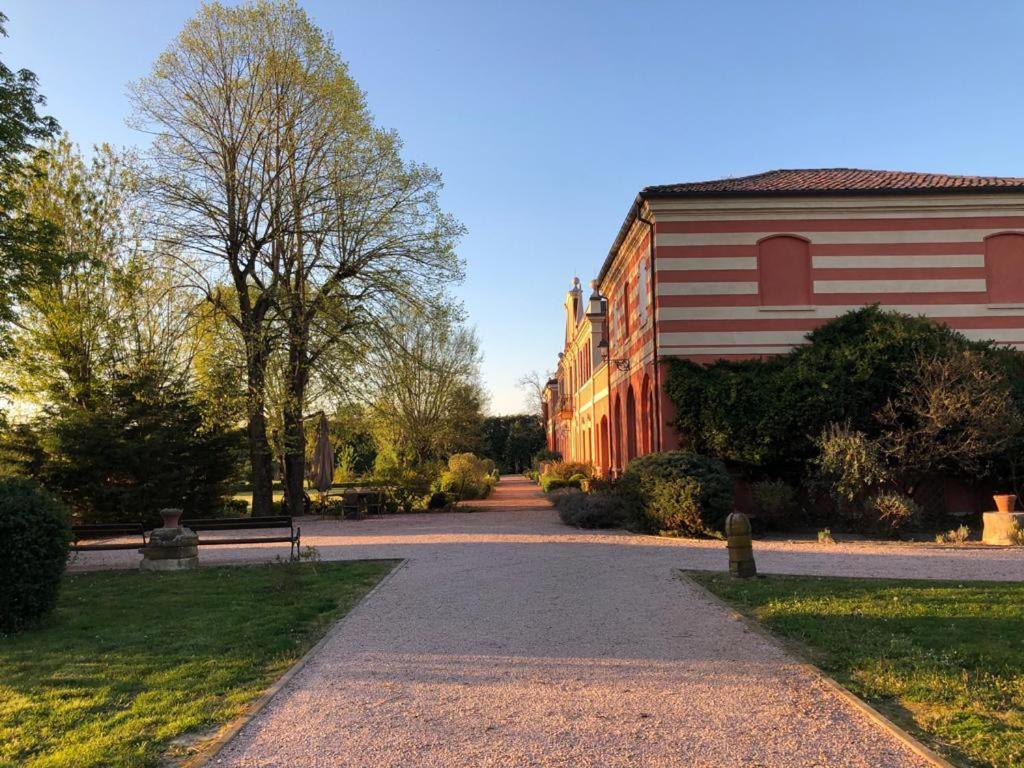 Villa Contessa Massari Ferrara Eksteriør bilde